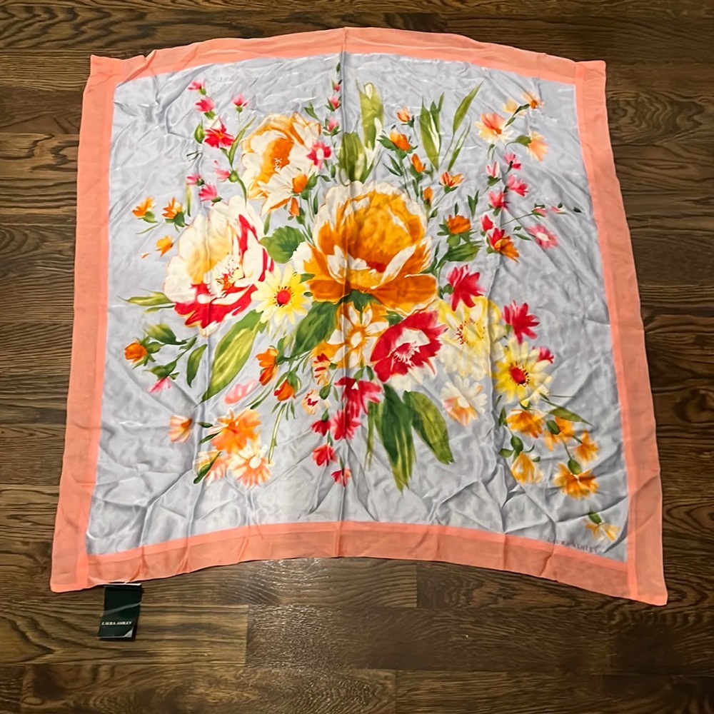 SUPER RARE! NWT Vintage ‘Laura Ashley’ 100% Silk Floral Scarf!